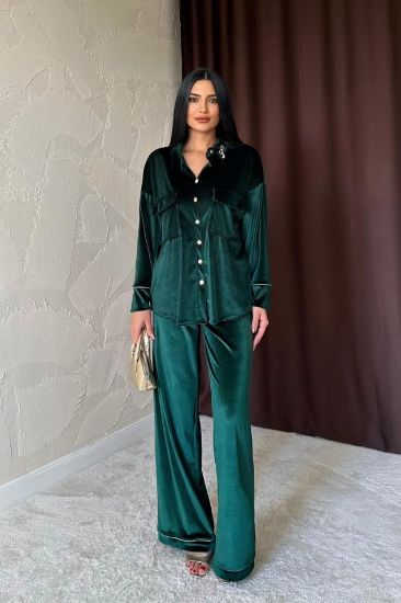 Zümrüt Kadife Biyeli Takım resmi